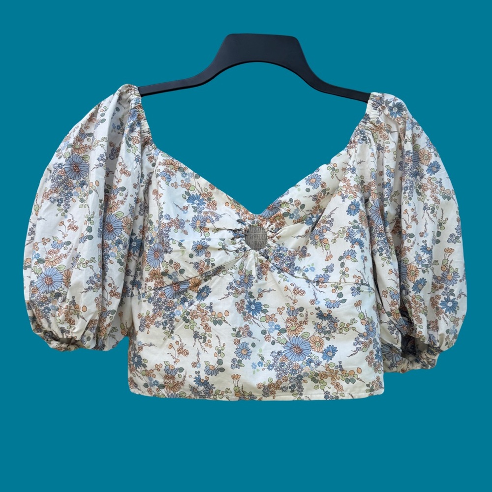 Abercrombie & Fitch Crop Blouse with Puff Sleeves